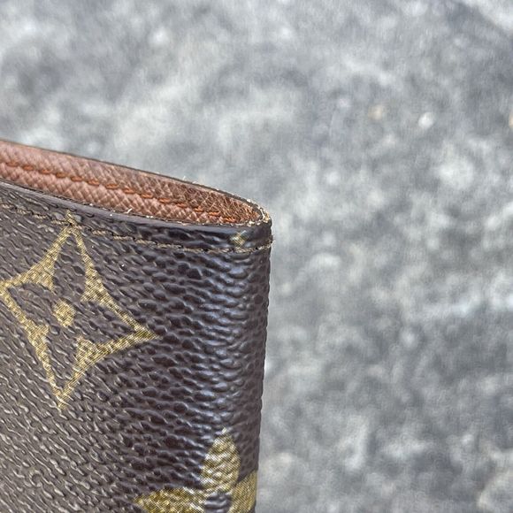Louis Vuitton Monogram Billfold Bifold Wallet Coin Compartment - Picture 3 of 14